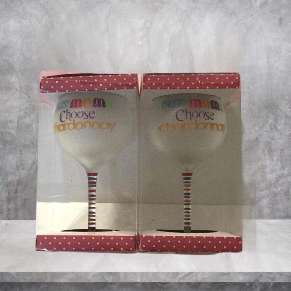 HAND PAINTED WINE GLASSES SET OF 2🌻